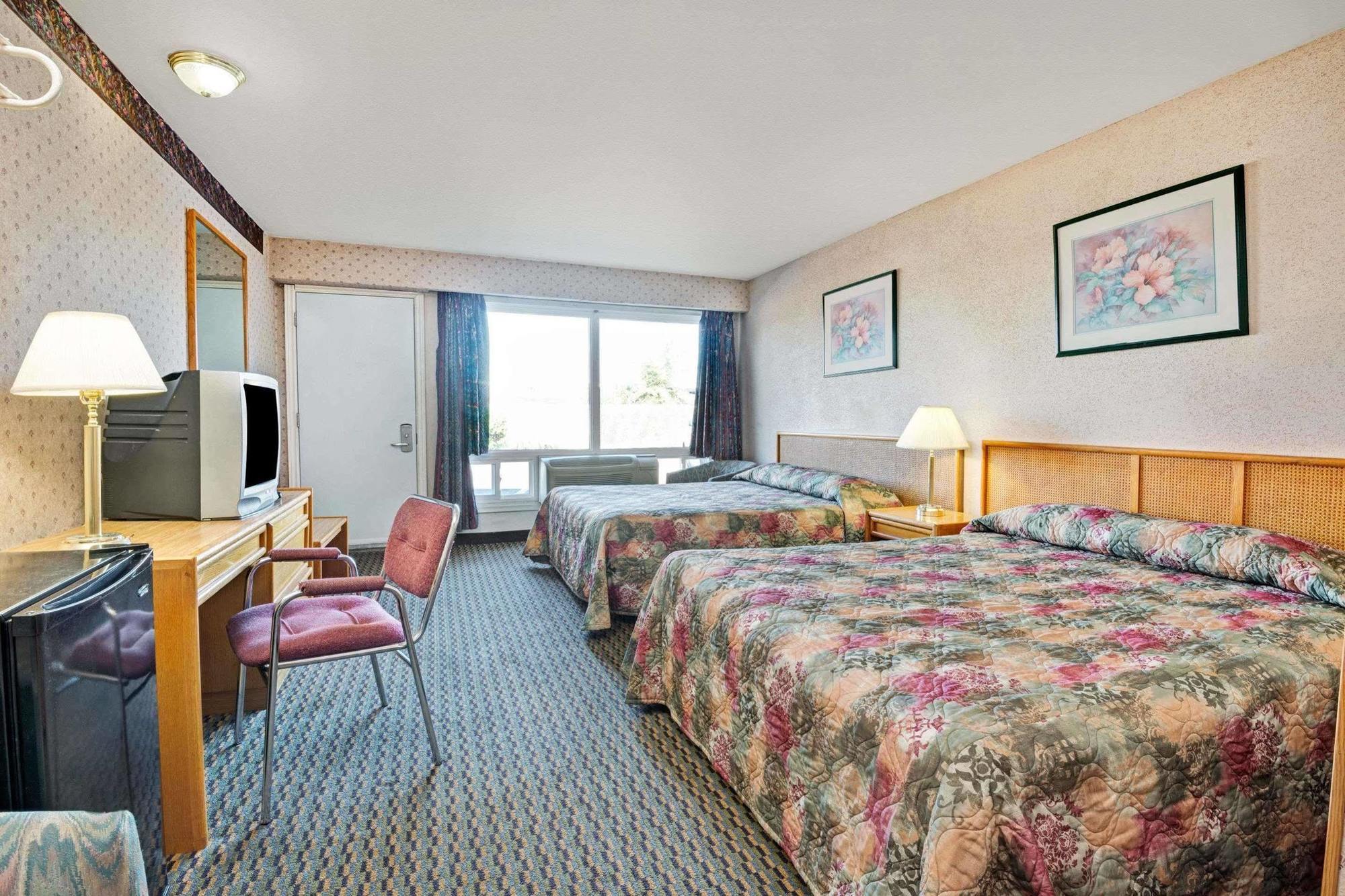 Weber Inn Kitchener Luaran gambar