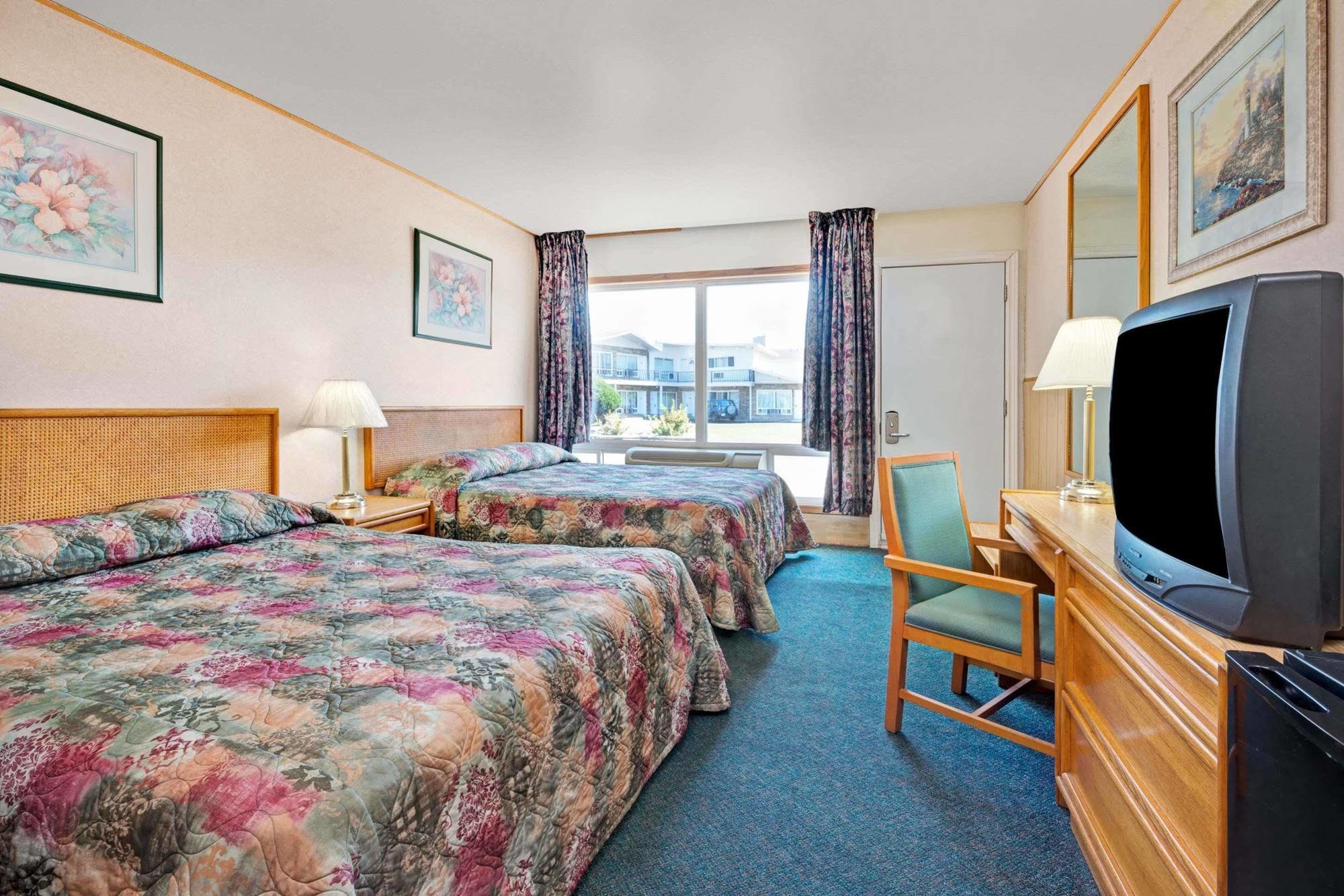Weber Inn Kitchener Luaran gambar