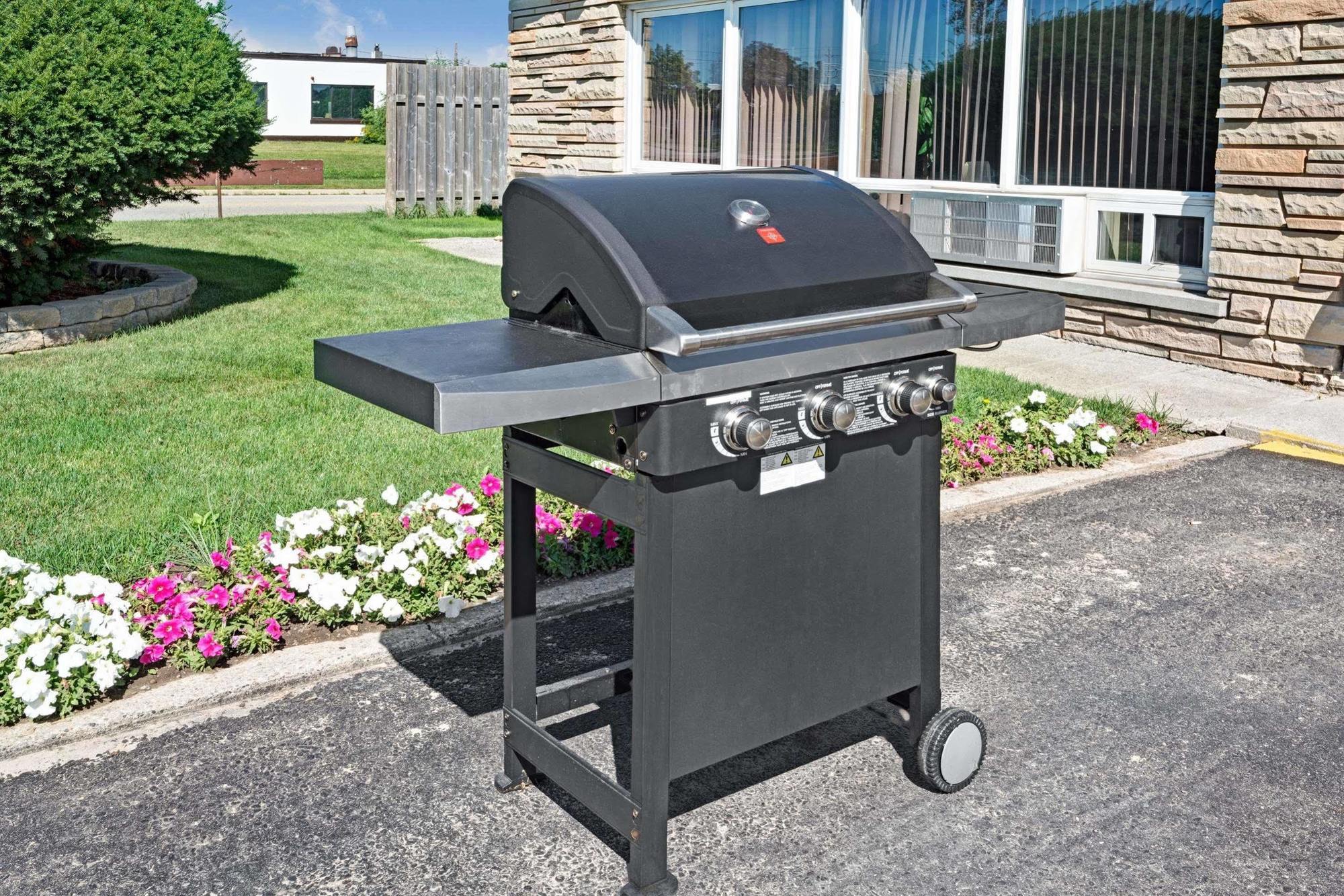 Weber Inn Kitchener Luaran gambar